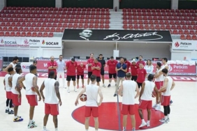 aliaga-petkimspor-galibiyete-hasret-tjEeRxF2.jpg