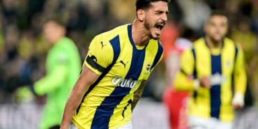 samet-akaydin-haber-yolladi-beni-alin-djacy5OD.jpg