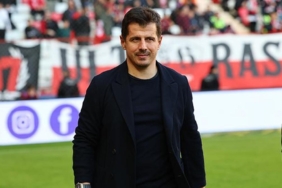 antalyasporda-emre-belozoglu-kaybetmemek-onemliydi-TOvqAgdT.jpg