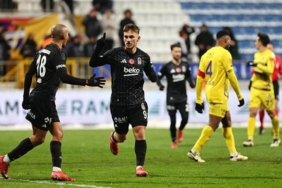 besiktasta-semih-kilicsoy-gol-sayisini-2ye-cikardi-Iq9Db6bQ.jpg