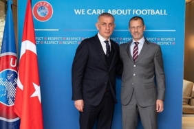 tff-baskani-ibrahim-haciosmanoglu-uefa-baskani-aleksander-ceferin-ile-bulustu-VKWFCku2.jpg