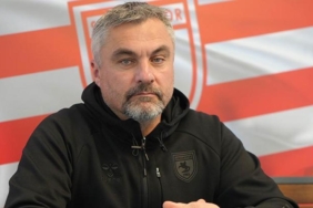 thomas-reis-turk-futbolu-adina-uzucu-bir-durum-YLzvqjPc.jpg
