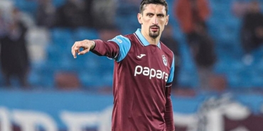 trabzonsporda-stefan-savic-gelecek-adina-umutlu-2z77cYWG.jpg