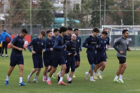 alanyasporda-galatasaray-hazirliklari-basladi-8pi3rTiB.jpg
