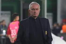 fenerbahcede-jose-mourinhodan-galatasaray-derbisi-sozleri-hayal-kurabilecegiz-E9ZBq5qH.jpg