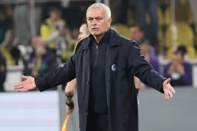 fenerbahcede-jose-mourinhodan-sampiyonluk-aciklamasi-kacirmak-daha-zordu-UVfywkvB.jpg
