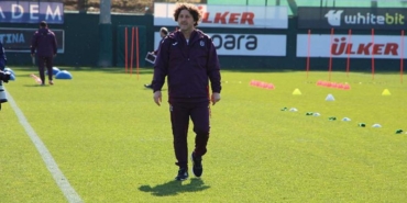 trabzonspor-fatih-tekke-deplasman-fobisini-yenmek-istiyor-EQzv6aDN.jpg