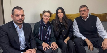trabzonsporda-ertugrul-dogandan-mattia-ahmet-minguzzinin-ailesine-taziye-ziyareti-X9nRt9ui.jpg