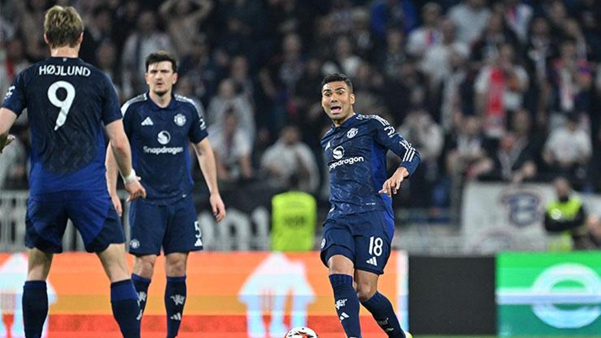dev-macta-kazanan-cikmadi-olimpik-lyon-manchester-mac-sonucu-2-2-GcLtCaWQ.jpg