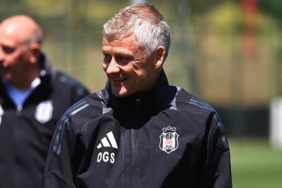 iste-besiktasta-ole-gunnar-solskjaerin-fenerbahce-derbisindeki-kader-uclusu-RPSeBUKY.jpg