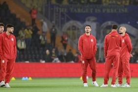 kadikoyde-mac-oncesi-galatasaraya-buyuk-surpriz-iOA964BS.jpg