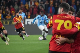 ozet-goztepe-basaksehir-mac-sonucu-4-1-11-maclik-hasrete-gorkemli-son-O9wvBDkS.jpg