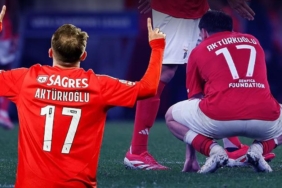 benfica-taraftarlarinin-kerem-akturkoglu-kavgasi-sampiyonluk-gitti-ortam-gerildi-cocugu-suclamak-kolay-aB1GuUmP.jpg