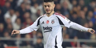 besiktasta-rashicaya-transfer-teklifi-Nku1BrLu.jpg