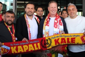 kayserisporun-yeni-teknik-direktoru-markus-gisdol-kayseriye-geldi-itFO8nfk.jpg