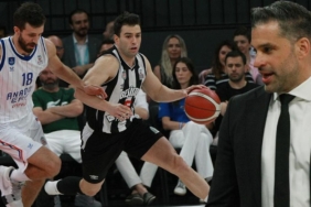 ozet-anadolu-efes-besiktas-fibabanka-mac-sonucu-64-75-seri-besinci-maca-tasindi-kllFqTak.jpg