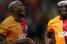 victor-osimhende-ayrilik-gunu-bavulunu-topladi-galatasarayda-son-dakika-VQEgzUMz.jpg