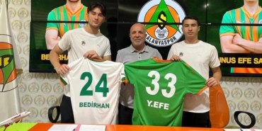 alanyaspor-iki-ismi-daha-kadroya-katti-p1fD5HqK.jpg