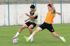 alanyaspor-yeni-sezon-hazirliklarini-surduruyor-eyU6K5Hb.jpg