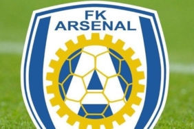 arsenal-tivat-sike-yapti-uefadan-10-yil-men-geldi-snJTqH1v.jpg