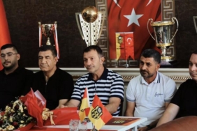 cafer-aydin-yeni-malatyaspor-ile-sozlesme-imzaladi-sD335qPD.jpg