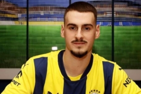 fenerbahce-genc-oyuncunun-lisansini-cikardi-kSRHmEY9.jpg