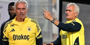 fenerbahce-teknik-direktoru-jose-mourinhodan-jhon-durana-ovgu-epMSGQIF.jpg