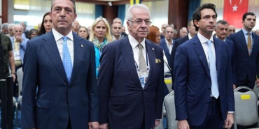 fenerbahce-yonetiminde-ayrilik-resmen-aciklandi-nDdfctK4.jpg