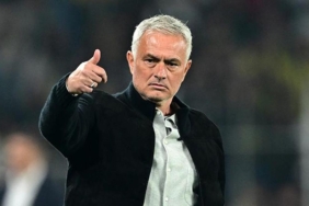 fenerbahceden-jhon-duran-jose-mourinho-aciklamasi-sosyal-medyadan-paylasti-9lyD9kMW.jpg