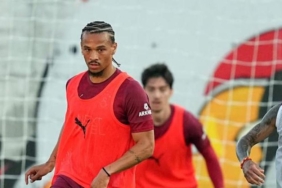 galatasarayin-yeni-transferi-leroy-sane-siftah-yapti-BgXcSwfK.jpg