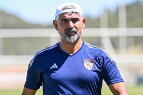 gaziantep-fk-iyi-futbol-istiyor-2pyAEGQ9.jpg