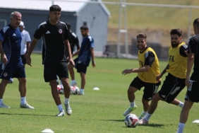 gaziantep-fkda-ismet-tasdemirden-transfer-aciklamasi-3-futbolcu-daha-alacagiz-TjbD3Oee.jpg