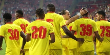 goztepe-hazirlik-maclarinda-umut-verdi-BpO1YqLu.jpg