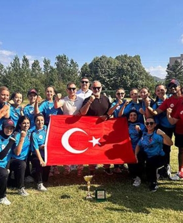 kadin-kriket-milli-takimi-tarih-yazdi-tViAbpge.jpg