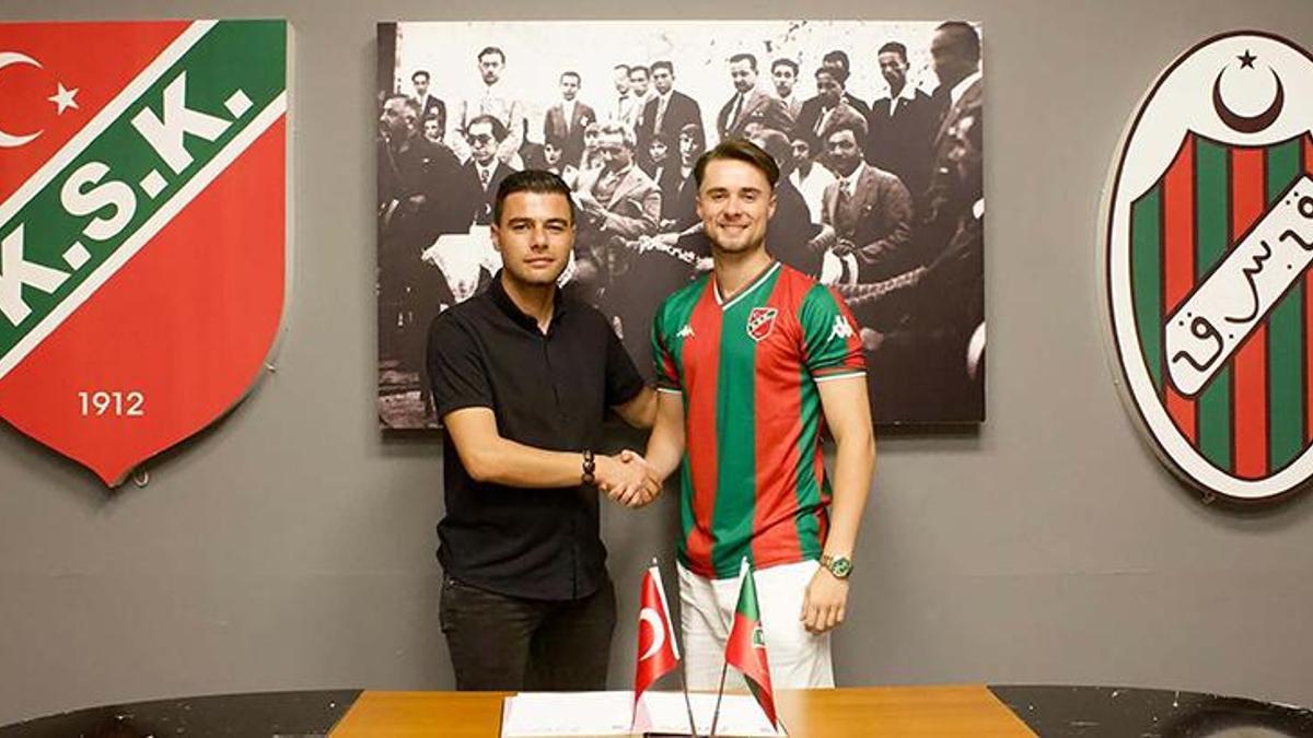 karsiyaka-3-transferi-acikladi-jBbvu7E9.jpg