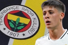 kayitsiz-kalamadi-arda-gulerin-fenerbahce-paylasimi-sosyal-medyayi-sallamaya-yetti-swLeVtRh.jpg