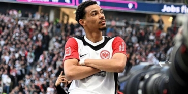 liverpool-cildirdi-ikinci-dev-transfer-xdqtvrjf.jpg