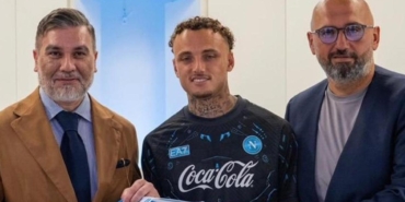 napoli-noa-langi-resmen-acikladi-51Pi6VLL.jpg