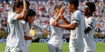 real-madridden-dudak-ucuklatan-gelir-1-milyar-185-milyon-euro-qcDA73Sv.jpg