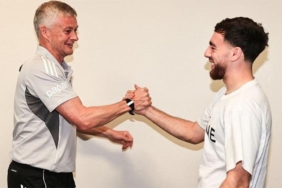 solskjaer-ve-orkun-kokcu-konusuyor-DenaKB7n.jpg