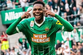 trabzonspor-mamadou-sangare-transferinde-rapid-wien-ile-anlasma-sagladi-KBj5UJ94.jpg