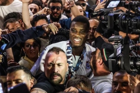 trabzonspor-transferi-resmen-acikladi-lqxWJTFd.jpg