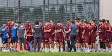 trabzonsporun-erzurum-kampi-basladi-3zvUKiYa.jpg