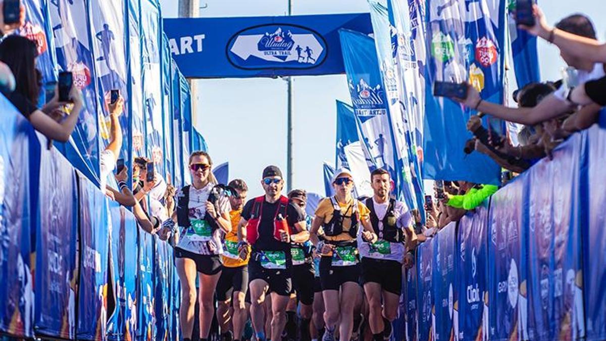 uludag-premium-ultra-trailde-20-ulkeden-2650-sporcu-kosacak-JzKhE4qb.jpg