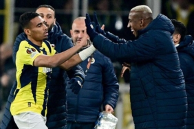 yildiz-oyuncu-fenerbahceden-ayriliyor-avrupadan-3-buyuk-kulup-resmen-istedi-SrsORQ6U.jpg