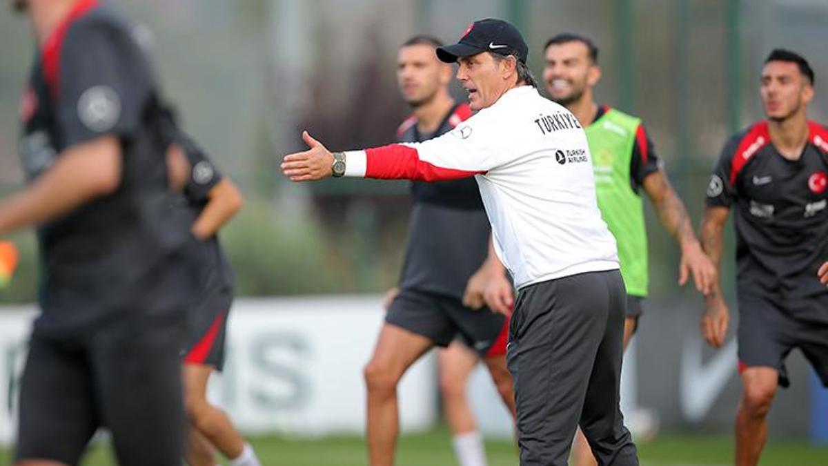 a-milli-futbol-takiminin-gurcistan-maci-biletleri-satisa-cikti-cMyYcHFP.jpg