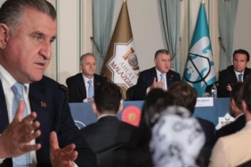 bakan-bak-ulkemizde-geleneksel-sporlarda-cok-buyuk-yatirimlar-var-qj4r4JRf.jpg
