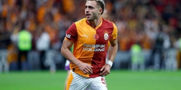 baris-alper-yilmaza-surpriz-telefon-8NPrSl2J.jpg