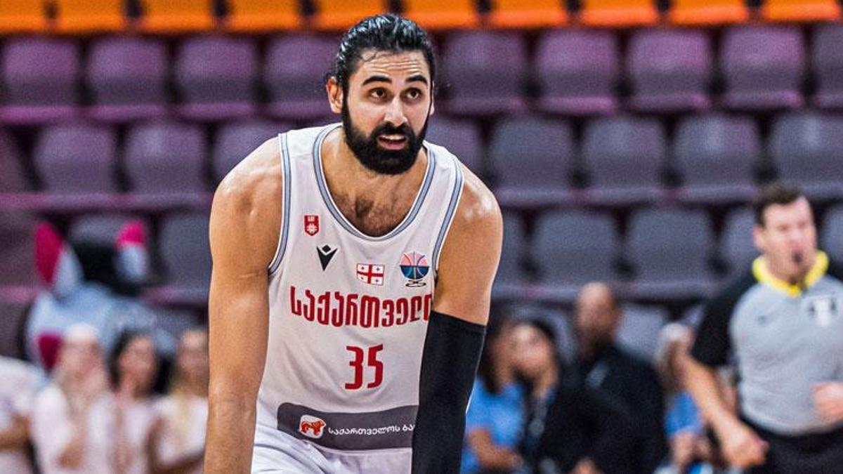 eurobasket-2025in-ilk-buyuk-surprizi-gurcistandan-son-sampiyon-ispanyayi-devirdiler-9ORabOFf.jpg