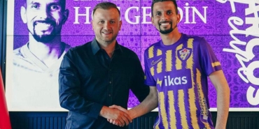 eyupspor-berke-ozerin-yerini-cabuk-doldurdu-iAbAhixu.jpg